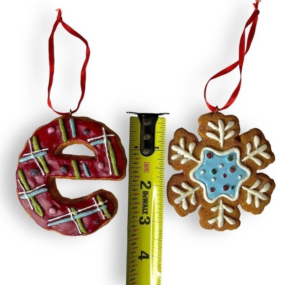Christmas Tree Snowflake Letters Gingerbread Cookie Ornaments Set Of 4 Tin - Picture 5 of 5